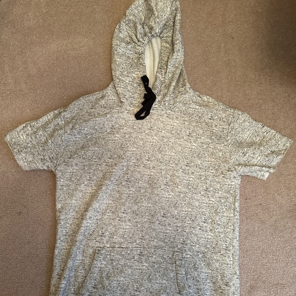 Hollister short sleeve sweatshirt
